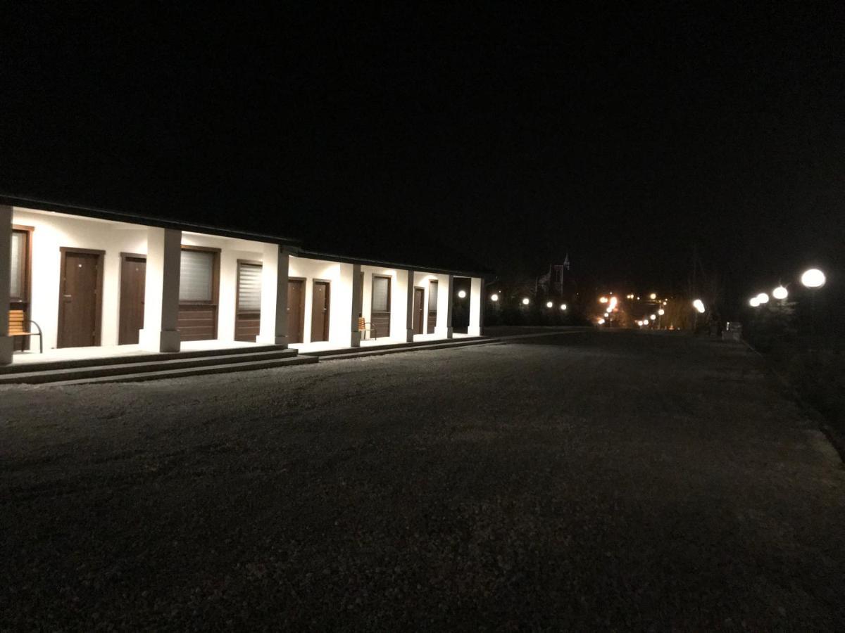 Gosciniec Krepa Hotel Lipsko Exterior photo