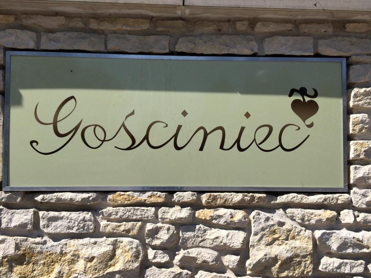 Gosciniec Krepa Hotel Lipsko Exterior photo